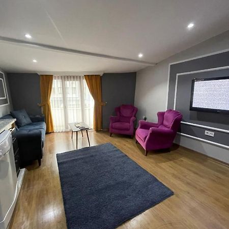 Smf Suites 1+1 4 Istanbul Eksteriør bilde