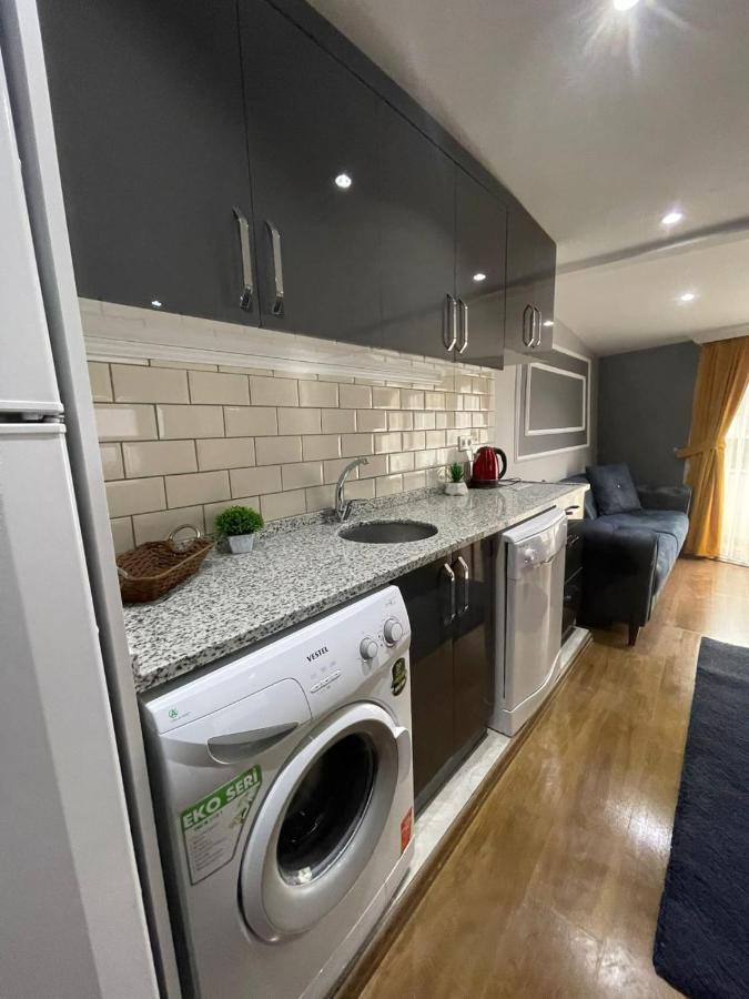 Smf Suites 1+1 4 Istanbul Eksteriør bilde